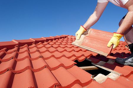 tile-roof-Fotolia_49126096_S-56a4a2d35f9b58b7d0d7f004
